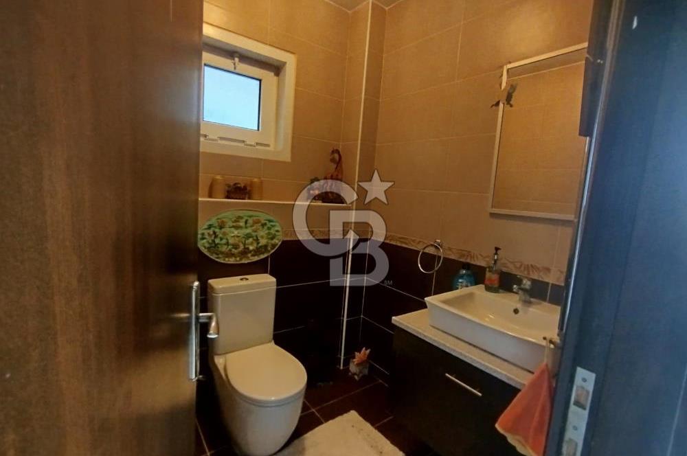 DEĞİRMENDERE'DE DENİZ MANZARALI SATILIK TRİPLEKS VİLLA