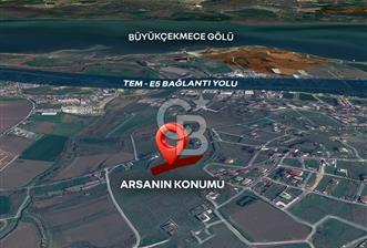 BÜYÜKÇEMECE'DE GÖL MANZARALI VİLLA İMARLI 4.404 M2 SATILIK ARSA - 2 - 342458