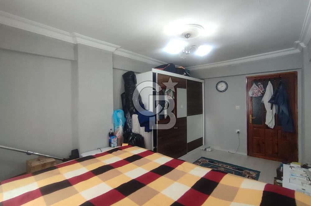 Ayvalık Sarımsaklı'da Merkezi Konumda Satılık 2+1 Daire 