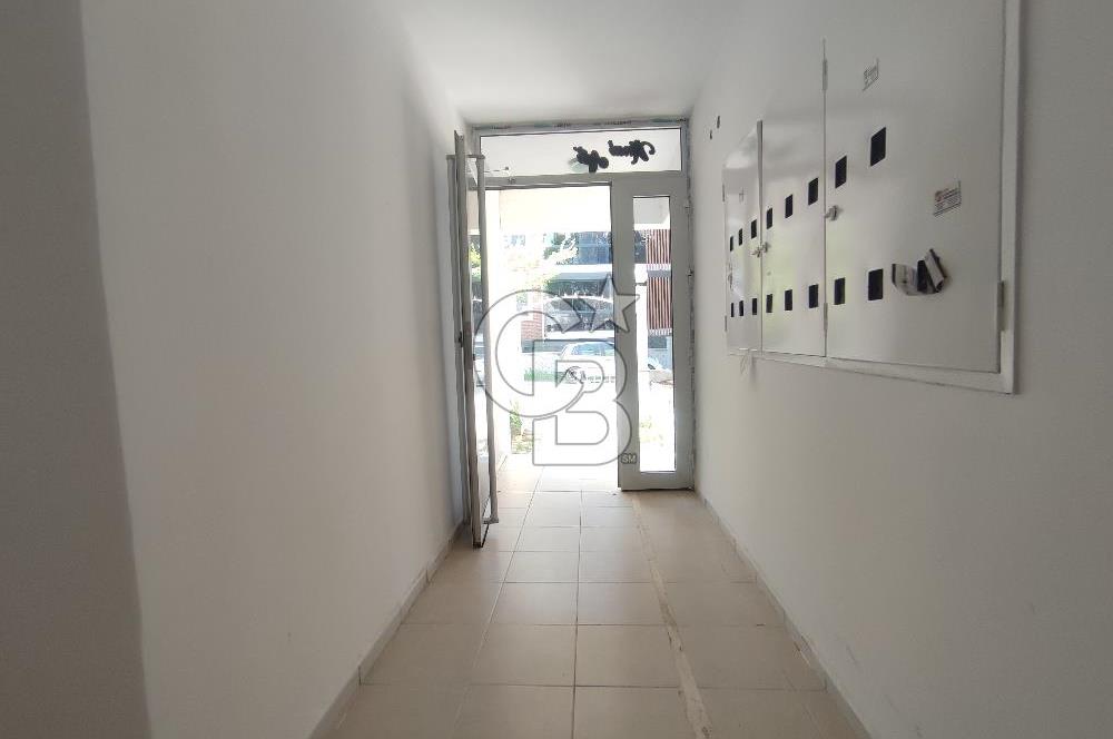 Ayvalık Sarımsaklı'da Merkezi Konumda Satılık 2+1 Daire 