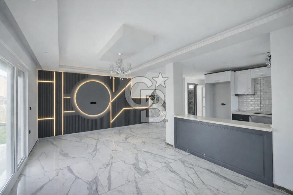 Ayvalık Altınova'da 5+1 Satılık Villa Plaj'a 250 M