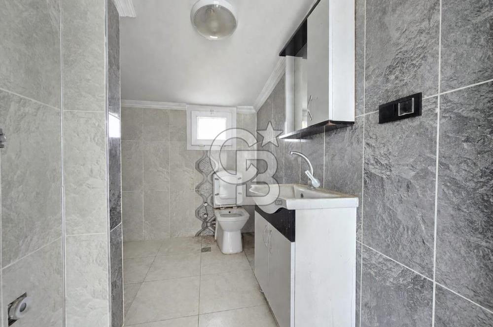 Ayvalık Altınova'da 5+1 Satılık Villa Plaj'a 250 M