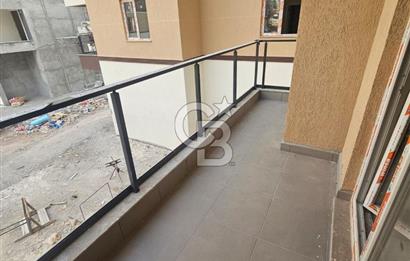 ÇANAKKALE ESENLER MAHALLESINDE SİTE İÇİ ARAKAT SATILIK 3+1 DAİRE