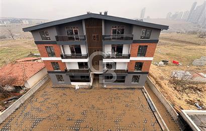 İncek Taşpınarda Yeni Bina 2+1 Yüksek Tavan Yol Cepheli