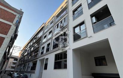 Karşıyaka Cumhuriyet'te Satılık 3+1 Çatı Dubleks Daire