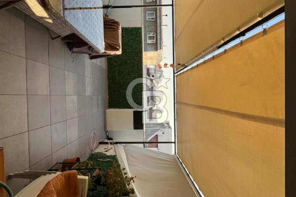 Karşıyaka Cumhuriyet'te Satılık 3+1 Çatı Dubleks Daire