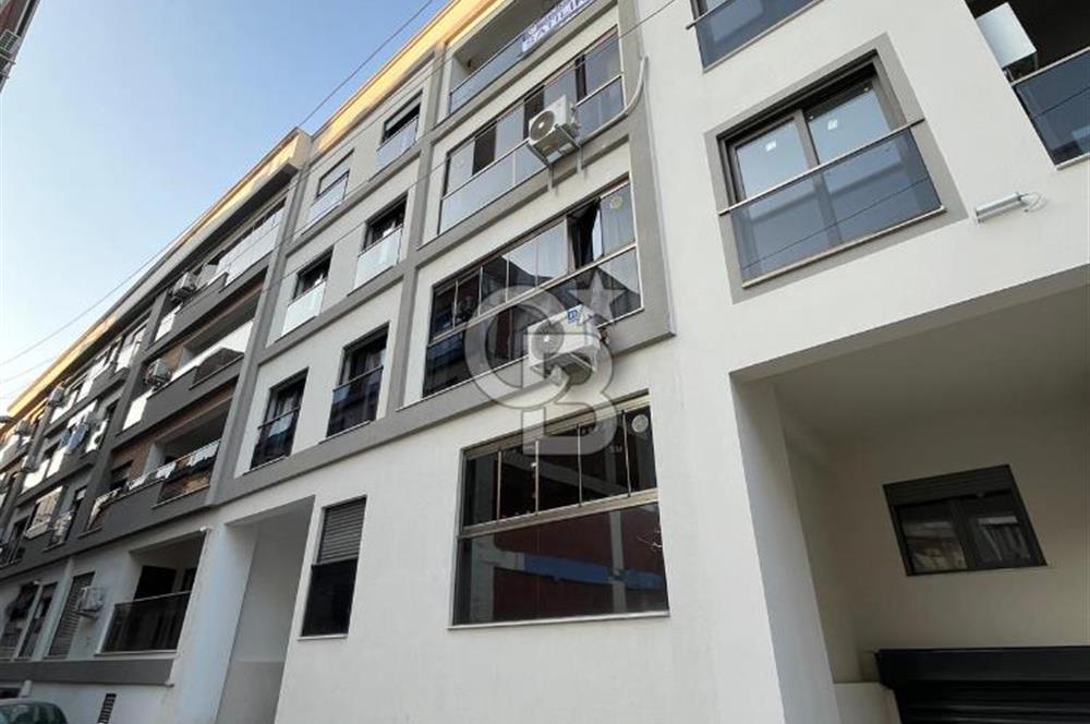 Karşıyaka Cumhuriyet'te Satılık 3+1 Çatı Dubleks Daire