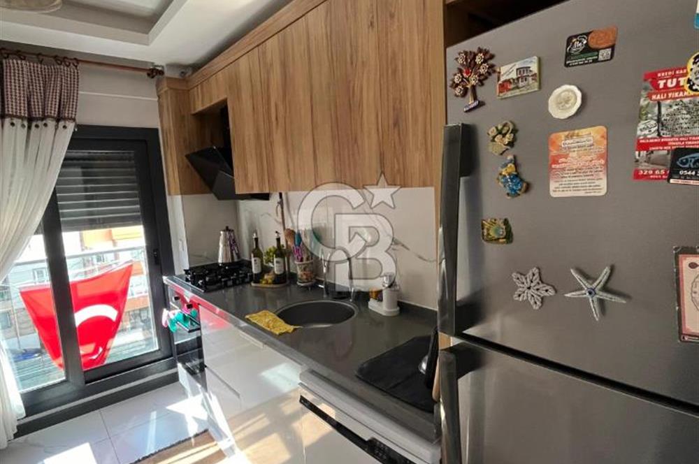 Karşıyaka Cumhuriyet'te Satılık 3+1 Çatı Dubleks Daire