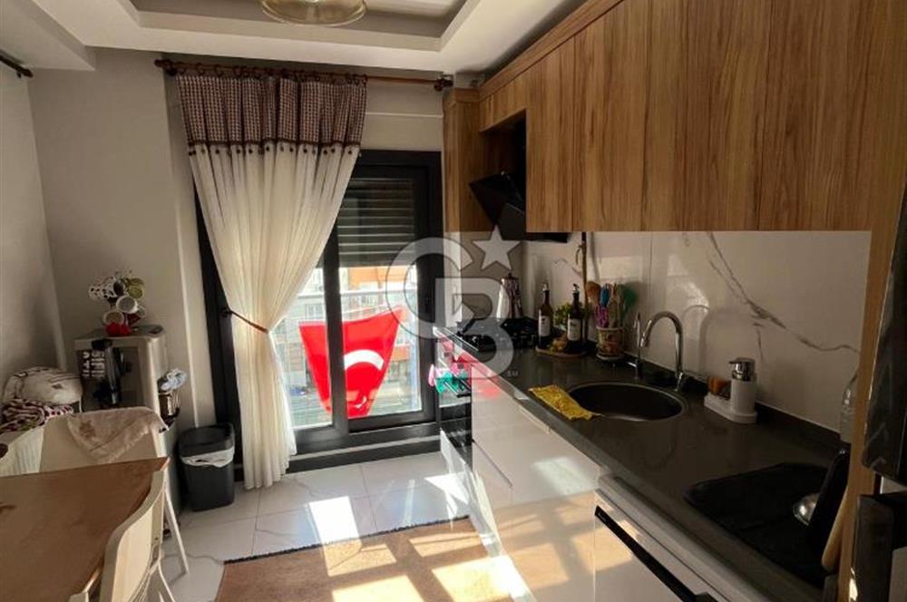 Karşıyaka Cumhuriyet'te Satılık 3+1 Çatı Dubleks Daire