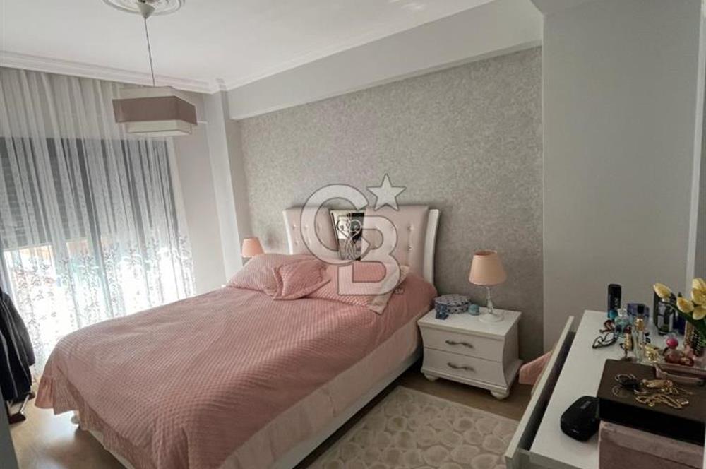 Karşıyaka Cumhuriyet'te Satılık 3+1 Çatı Dubleks Daire