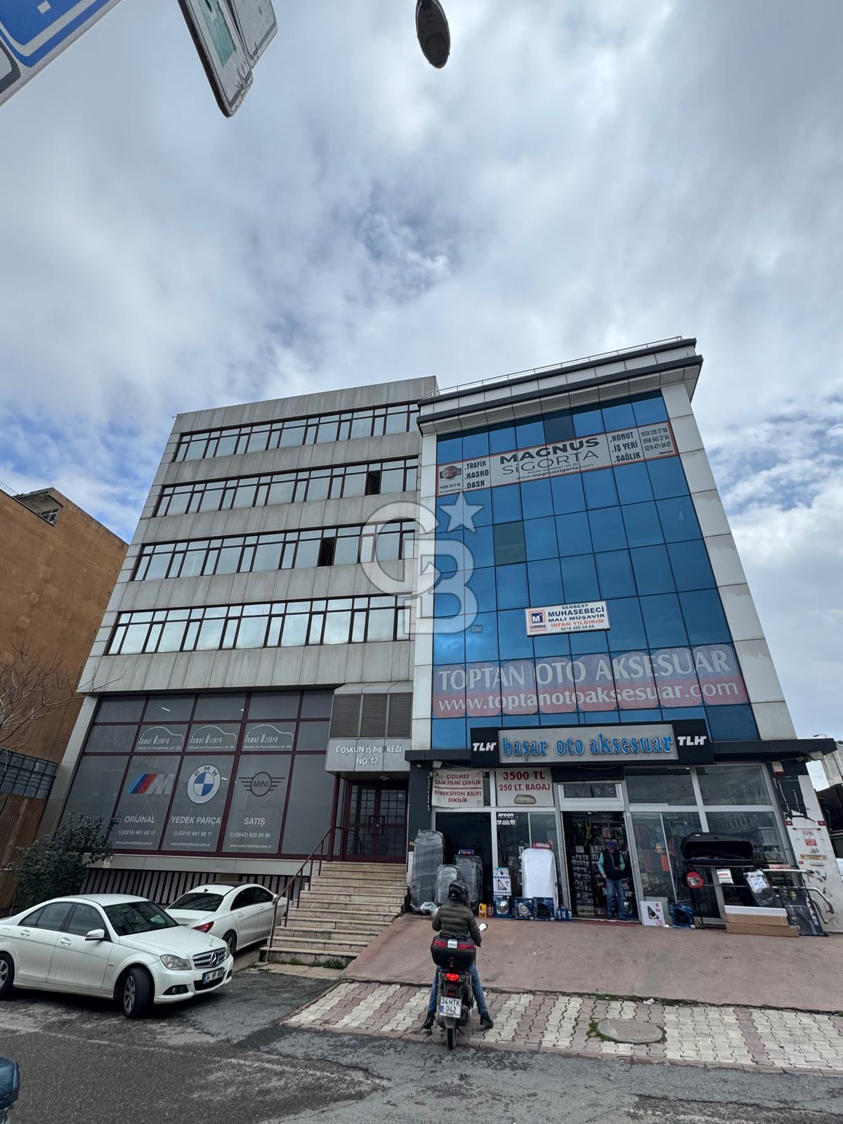 YEDPA TİCARET MERKEZİ KARŞISI PRESTİJLİ KİRALIK OFİS