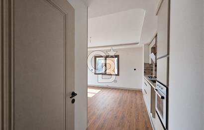 Altınova'da Butik Havuzlu Sitede 3+1 Lüks Satılık Daire