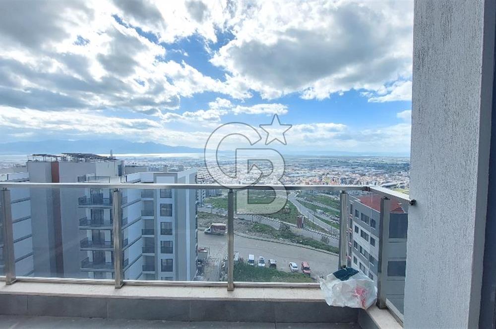 Çiğli Esentepe'de Deniz Manzaralı 2+1 95m² Satılık Lüx Daire