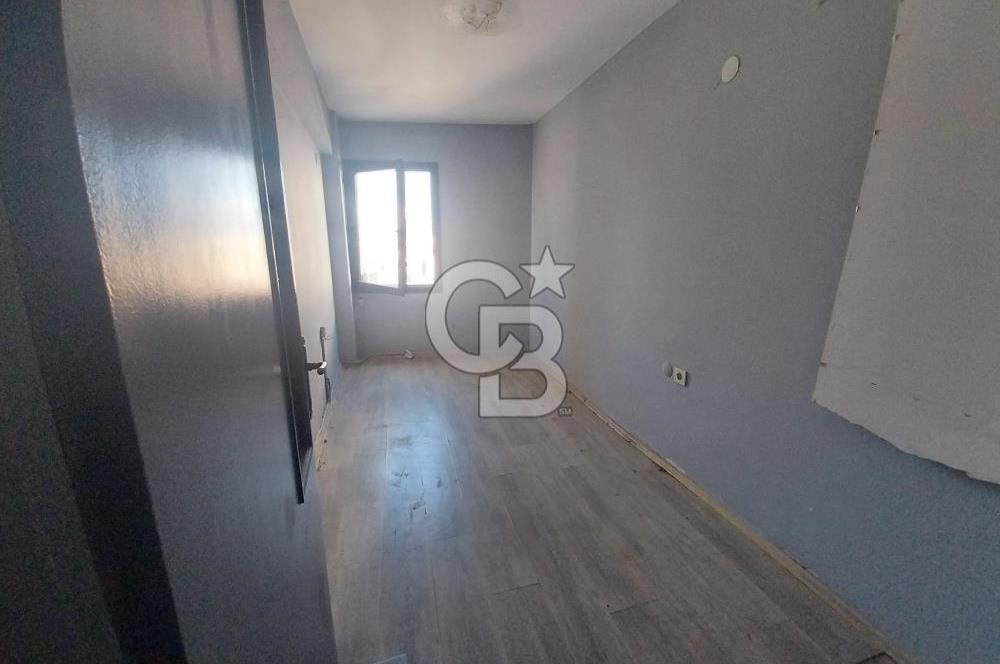 Alsancak Kıbrıs Şehitleri Caddesinde Satılık 2+1 Ofis