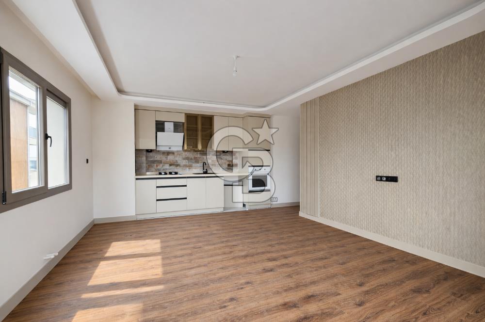 Altınova'da Butik Havuzlu Sitede 3+1 Lüks Satılık Daire