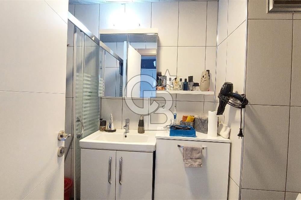 Çiğli Esentepe'de Deniz Manzaralı 2+1 95m² Satılık Lüx Daire