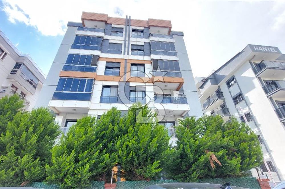 Çiğli Esentepe'de Deniz Manzaralı 2+1 95m² Satılık Lüx Daire
