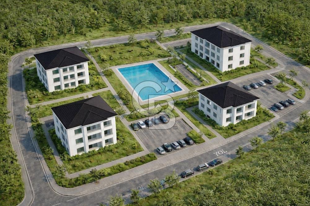 Altınova'da Havuzlu Site İçinde Kapalı Mutfak Satılık 2+1 Daire