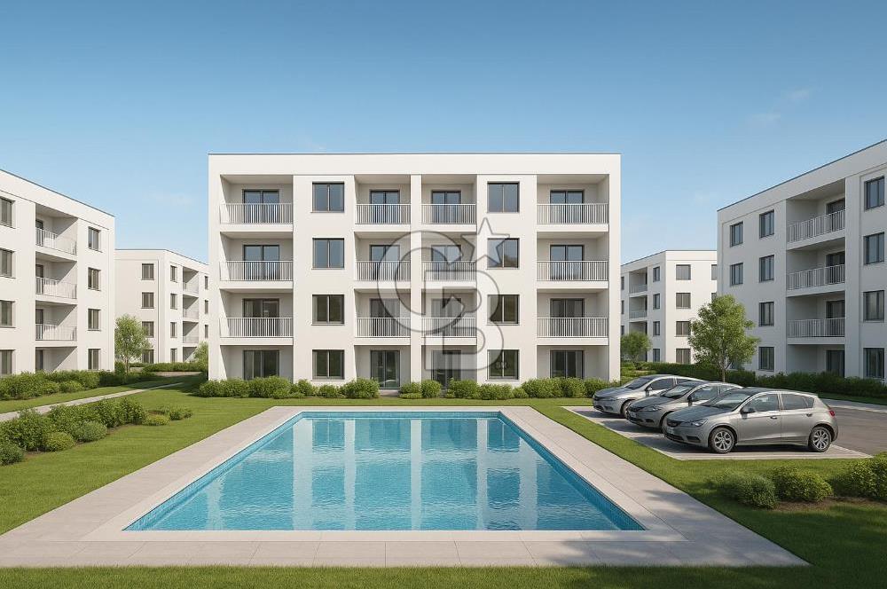 Altınova'da Havuzlu Site İçinde Kapalı Mutfak Satılık 2+1 Daire