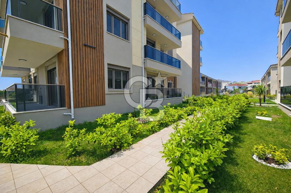 Altınova'da Butik Havuzlu Sitede 3+1 Lüks Satılık Daire