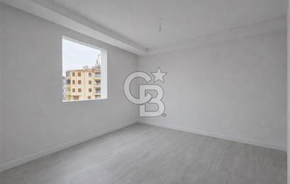 Altınova'da Havuzlu Site İçinde Kapalı Mutfak Satılık 2+1 Daire