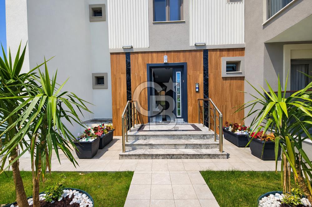 Altınova'da Butik Havuzlu Sitede 3+1 Lüks Satılık Daire