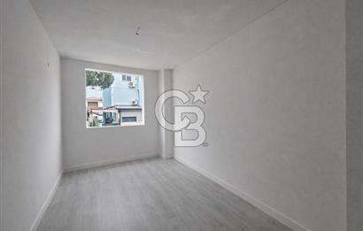 Altınova'da Havuzlu Site İçinde Kapalı Mutfak Satılık 2+1 Daire