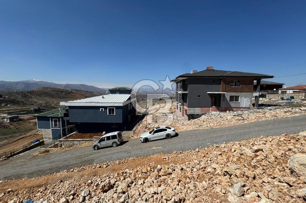 COLDWELL BANKER SAFİR'den TECDE de VİLLA İMARLI SATILIK ARSA