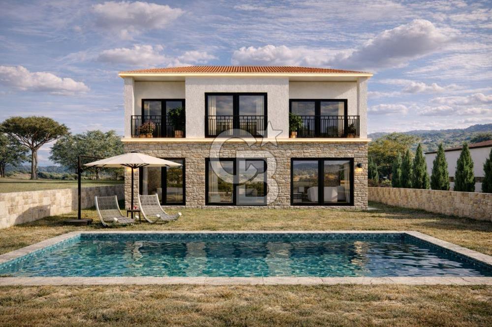 Çeşme Reisdere'de Deniz Manzaralı 2 Villa + Sera İzinli