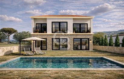 Çeşme Reisdere'de Deniz Manzaralı 2 Villa + Sera İzinli