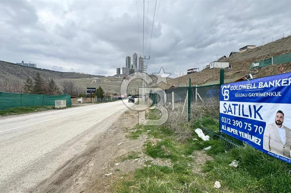 ÇANKAYA MÜHYE KÖYÜNDE CADDE ÜZERİ TAPULU ÇEVRİLİ 150M2 ARSA
