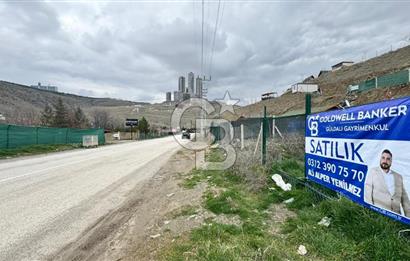 ÇANKAYA MÜHYE KÖYÜNDE CADDE ÜZERİ TAPULU ÇEVRİLİ 150M2 ARSA