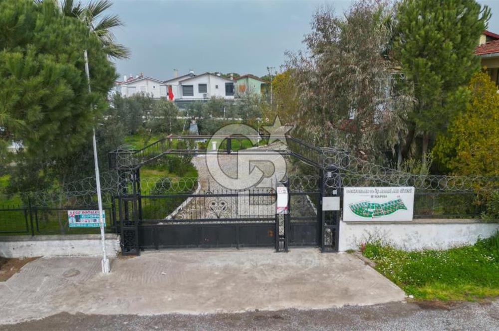 Doktorlar ve İşadamları Sitesi'nde Satılık Eşyalı Villa