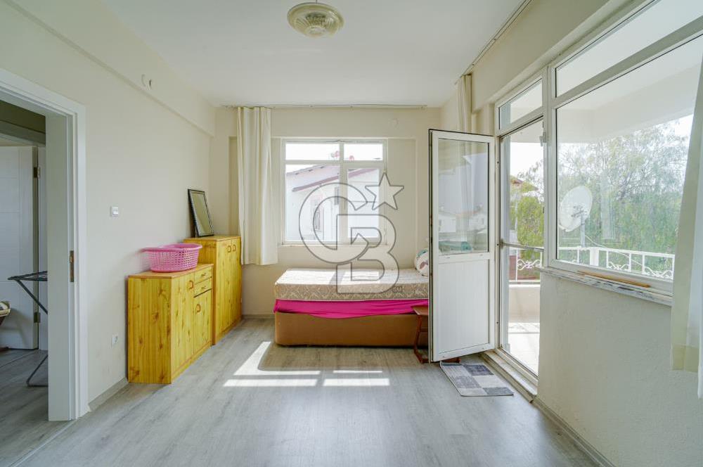 Doktorlar ve İşadamları Sitesi'nde Satılık Eşyalı Villa