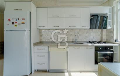 Doktorlar ve İşadamları Sitesi'nde Satılık Eşyalı Villa