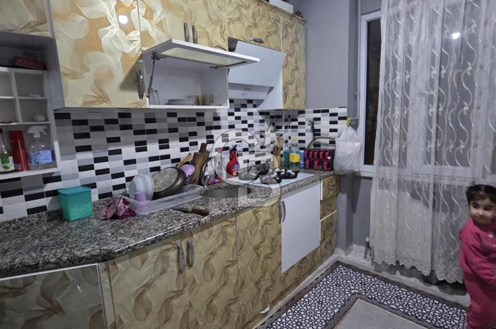 İSLAMBEYDE YATIRIMLIK VE OTURUMA UYGUN SATILIK 2+1 DAİRE