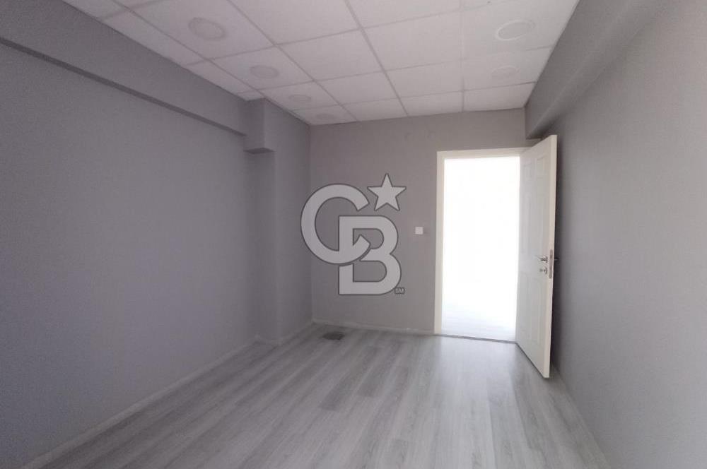 AVCILAR MERKEZDE YÜRÜYÜŞ YOLUNDA SATILIK DAİRE