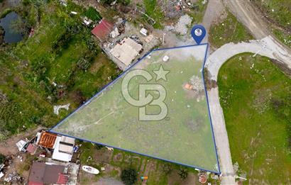 OSMANİYEDE YOLA CEPHELİ YATIRIMA UYGUN TARLA