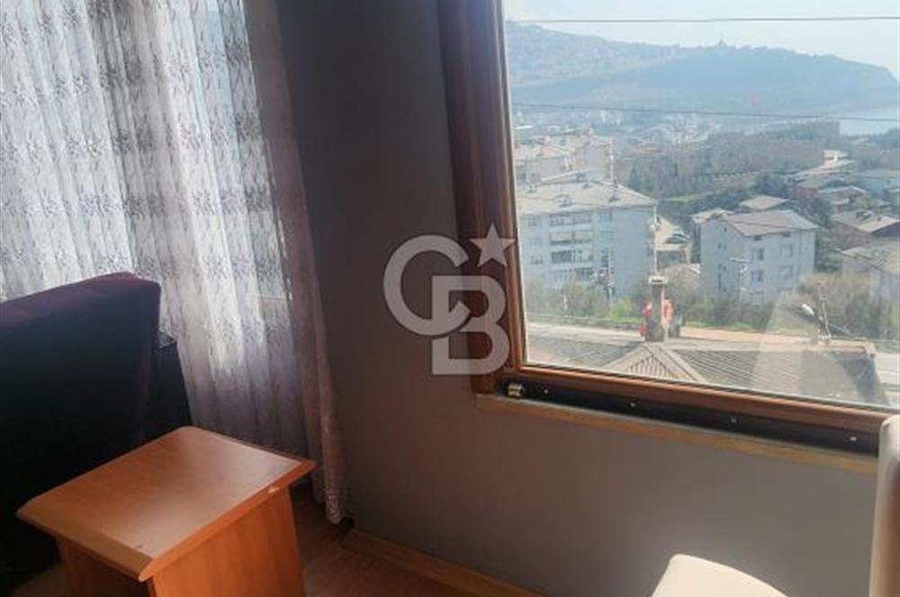 KÖRFEZ DE 3 KATLI SATILIK KOMPLE BİNA