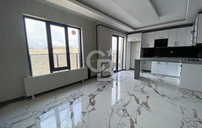 İncek'te 2+1 Satılık Vadi Manzaralı Dubleks Daire