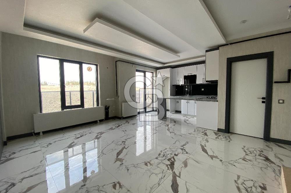 İncek'te 2+1 Satılık Vadi Manzaralı Dubleks Daire