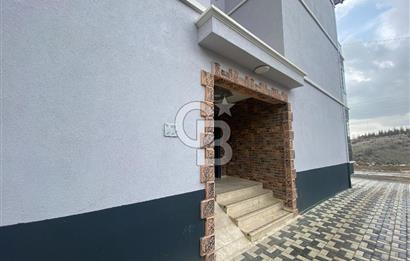 İncek'te 2+1 Satılık Vadi Manzaralı Dubleks Daire