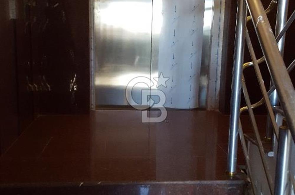 Sultanbeyli Belediye Karşısında Semarkand Satılık Komple Bina