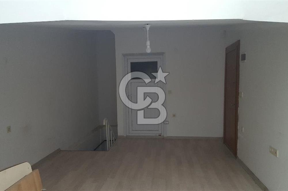 Sultanbeyli Belediye Karşısında Semarkand Satılık Komple Bina