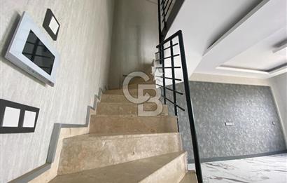 İncek'te 2+1 Satılık Vadi Manzaralı Dubleks Daire