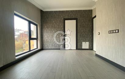 İncek'te 2+1 Satılık Vadi Manzaralı Dubleks Daire