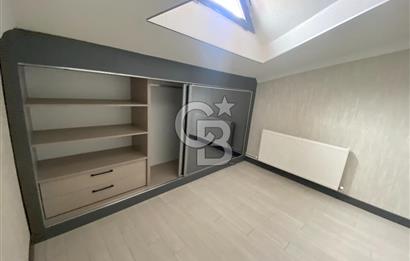 İncek'te 2+1 Satılık Vadi Manzaralı Dubleks Daire