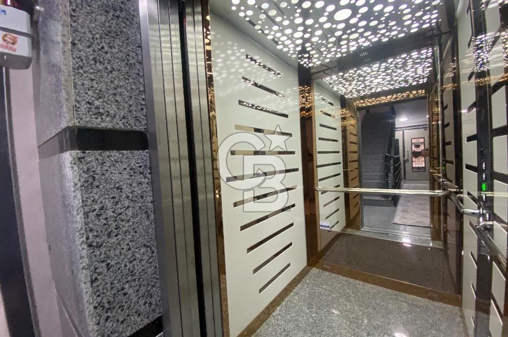 İncek'te 2+1 Satılık Vadi Manzaralı Dubleks Daire