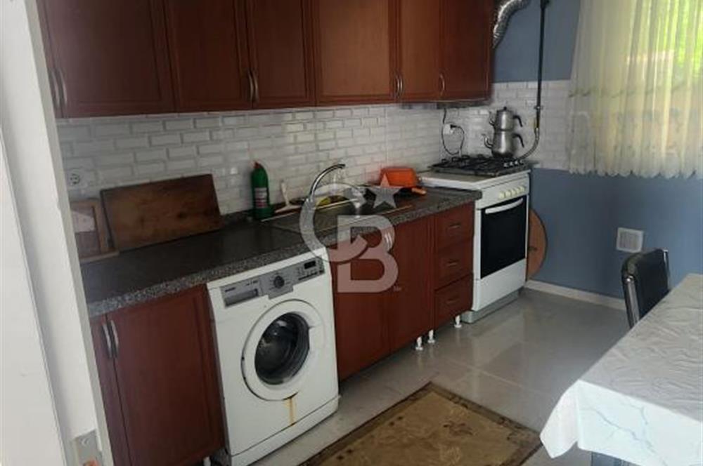 KÖRFEZ DE 3 KATLI SATILIK KOMPLE BİNA