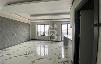 İncek'te 2+1 Satılık Vadi Manzaralı Dubleks Daire